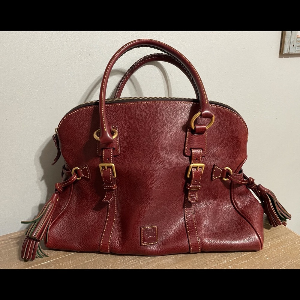 EUC Dooney Bourke Bordeaux Burgundy Red Florentine Leather Buckle Satchel Bag.